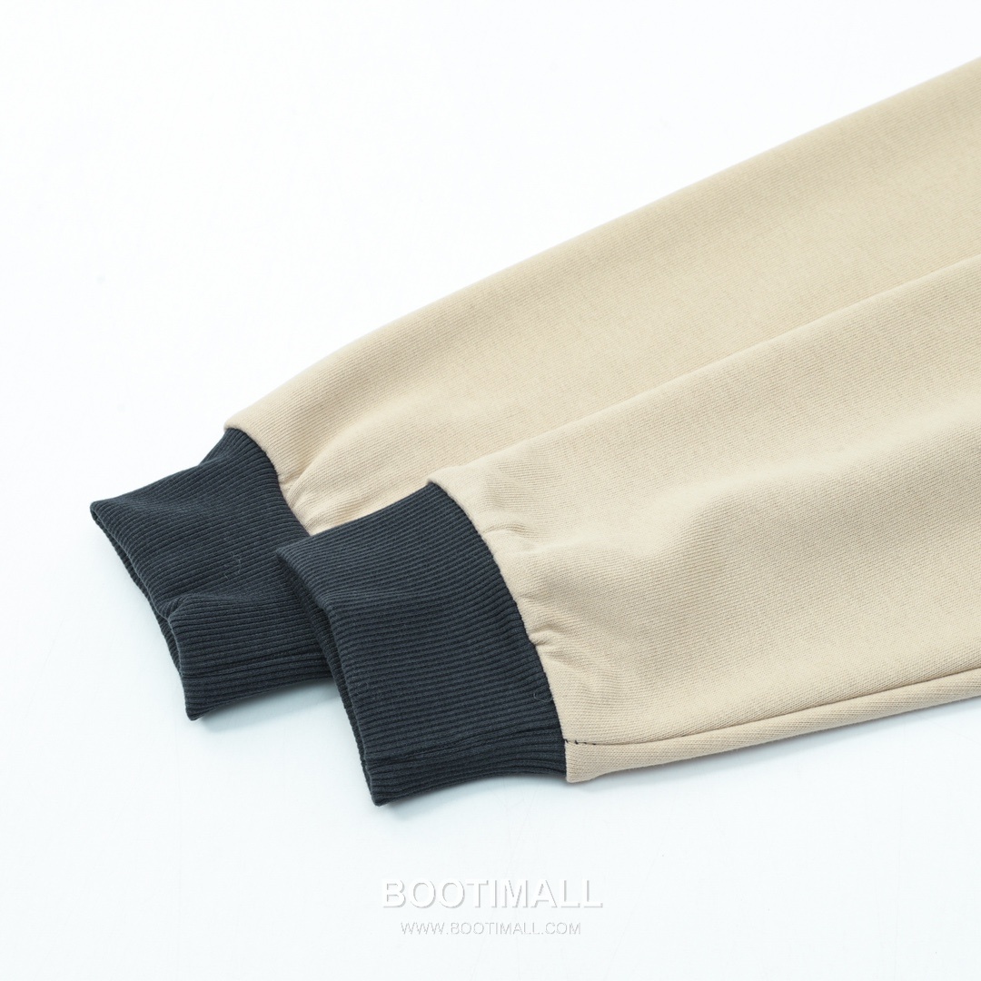 Fendi 2025 S/S Cotton Sweatshirt with Triangle Print Patchwork 펜디 2025SS 코튼 블랙 맨투맨 삼각 프린트 패치워크 16