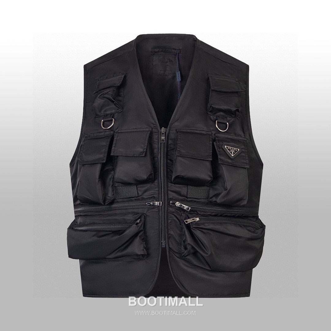 Prada 2025 F/W Nylon Utility Vest with Triangle Logo Multi Pocket 프라다 2025FW 나일론 블랙 베스트 삼각 로고 멀티 포켓 9