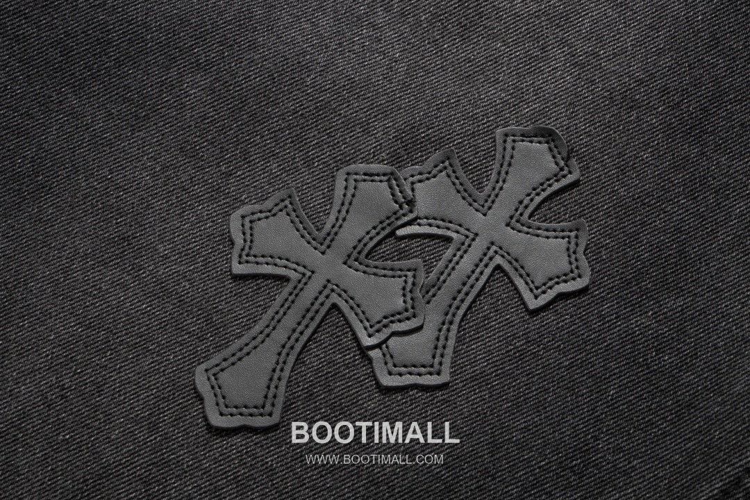 Chrome Hearts 2025 S/S Denim Straight Pants with Leather Cross Patch 크롬하츠 2025SS 데님 블루 팬츠 레더 크로스 패치 4