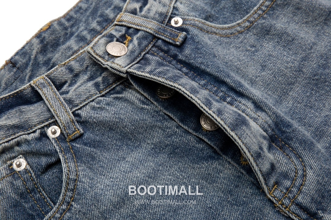 Balenciaga x Adidas 2024 S/S Cotton Denim Pants with Three Stripe Detail 발렌시아가 아디다스 2024SS 데님 블루 팬츠 삼선 스트라이프 3