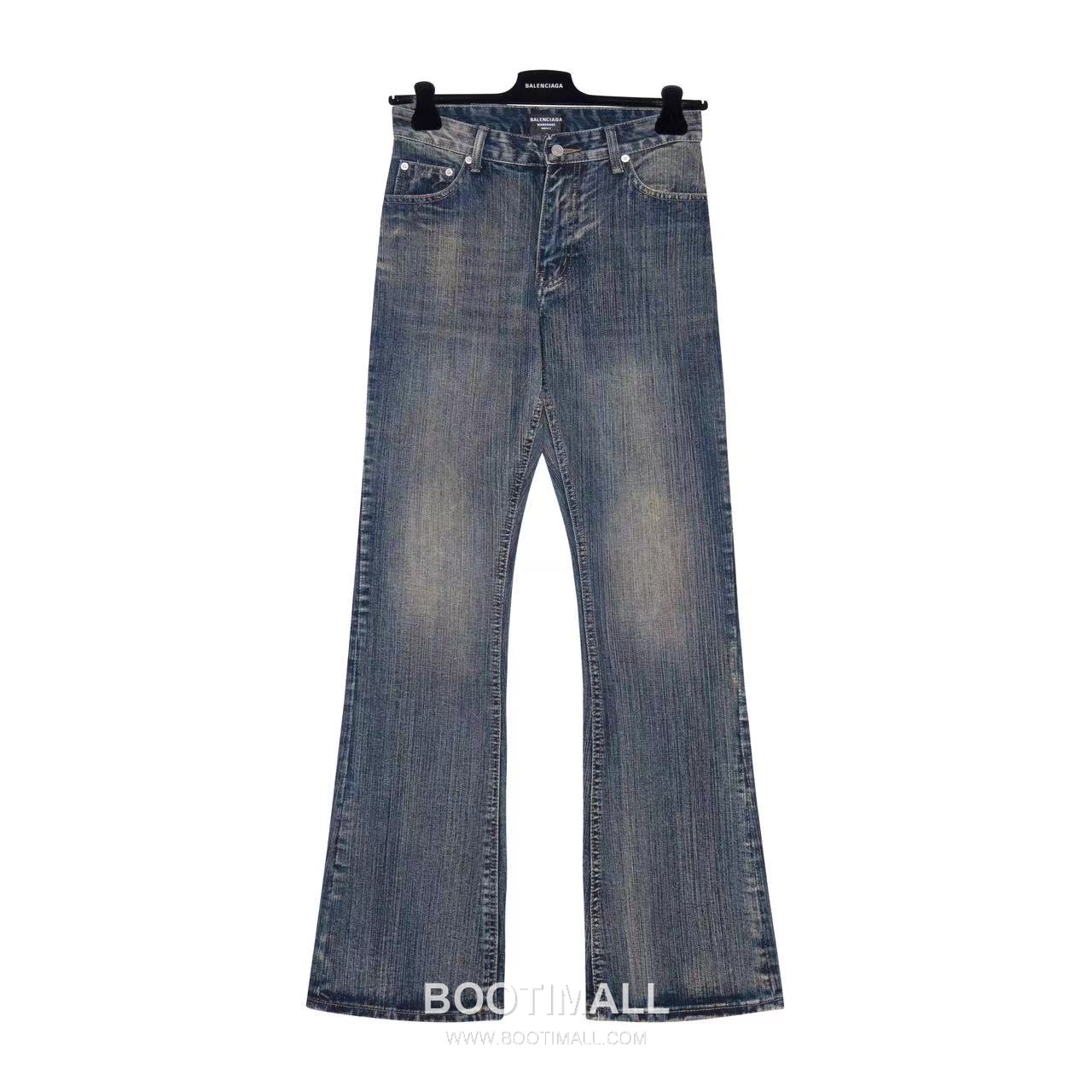 Balenciaga 2024 F/W Cotton Denim Flared Pants with Slub Stripe Detail 발렌시아가 2024FW 데님 블루 팬츠 슬럽 스트라이프 부츠컷 1