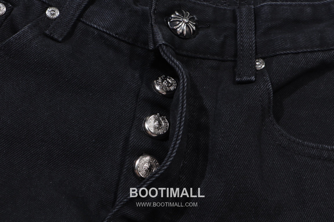 Chrome Hearts 2025 S/S Denim Straight Pants with Flame Pink Cross Patchwork 크롬하츠 2025SS 데님 블랙 팬츠 플레임 핑크 크로스 패치워크 4