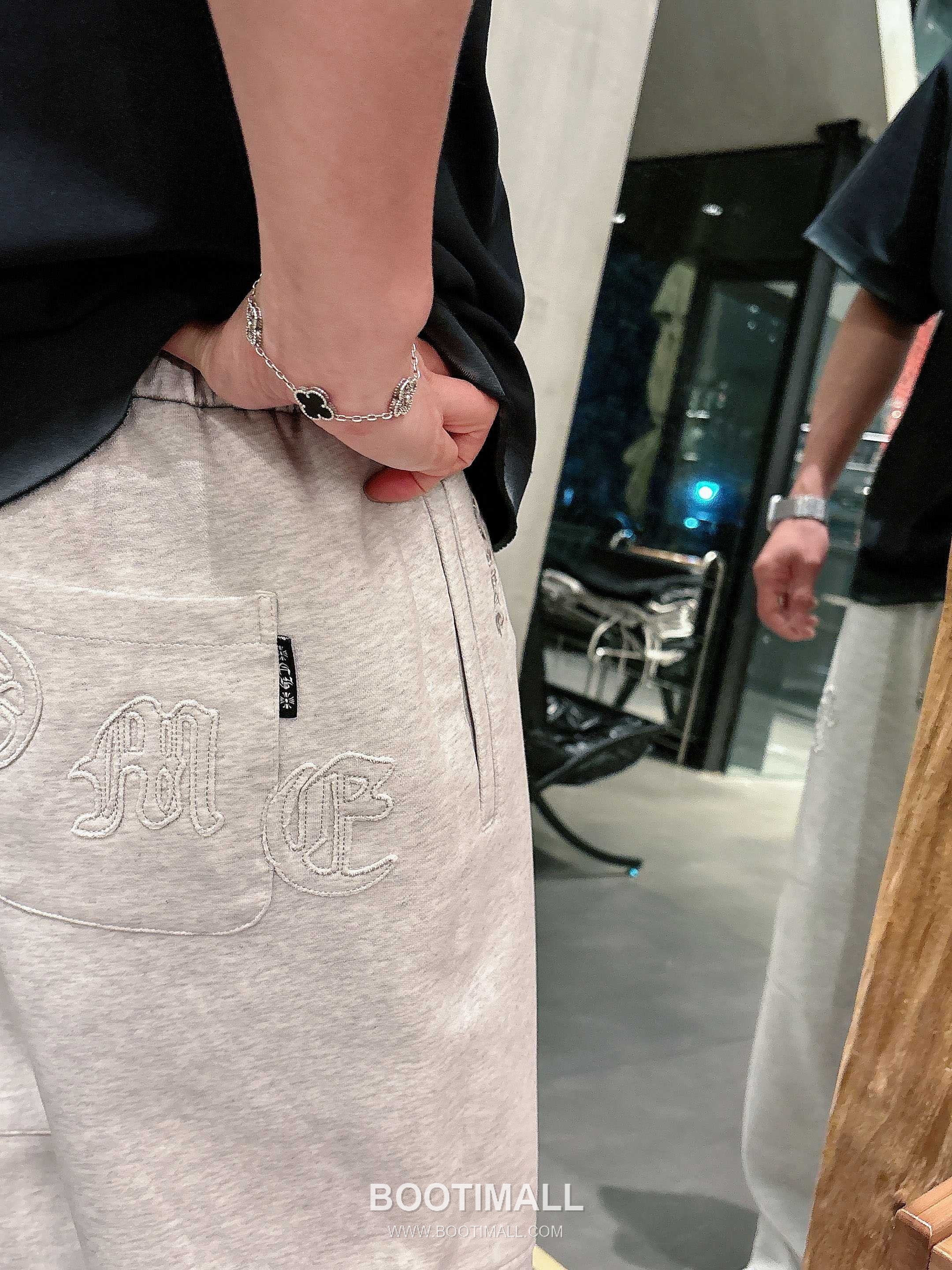 Chrome Hearts 2026 S/S Cotton Sweatpants with Logo Print 크롬하츠 2026SS 코튼 블랙 팬츠 로고 프린트 11