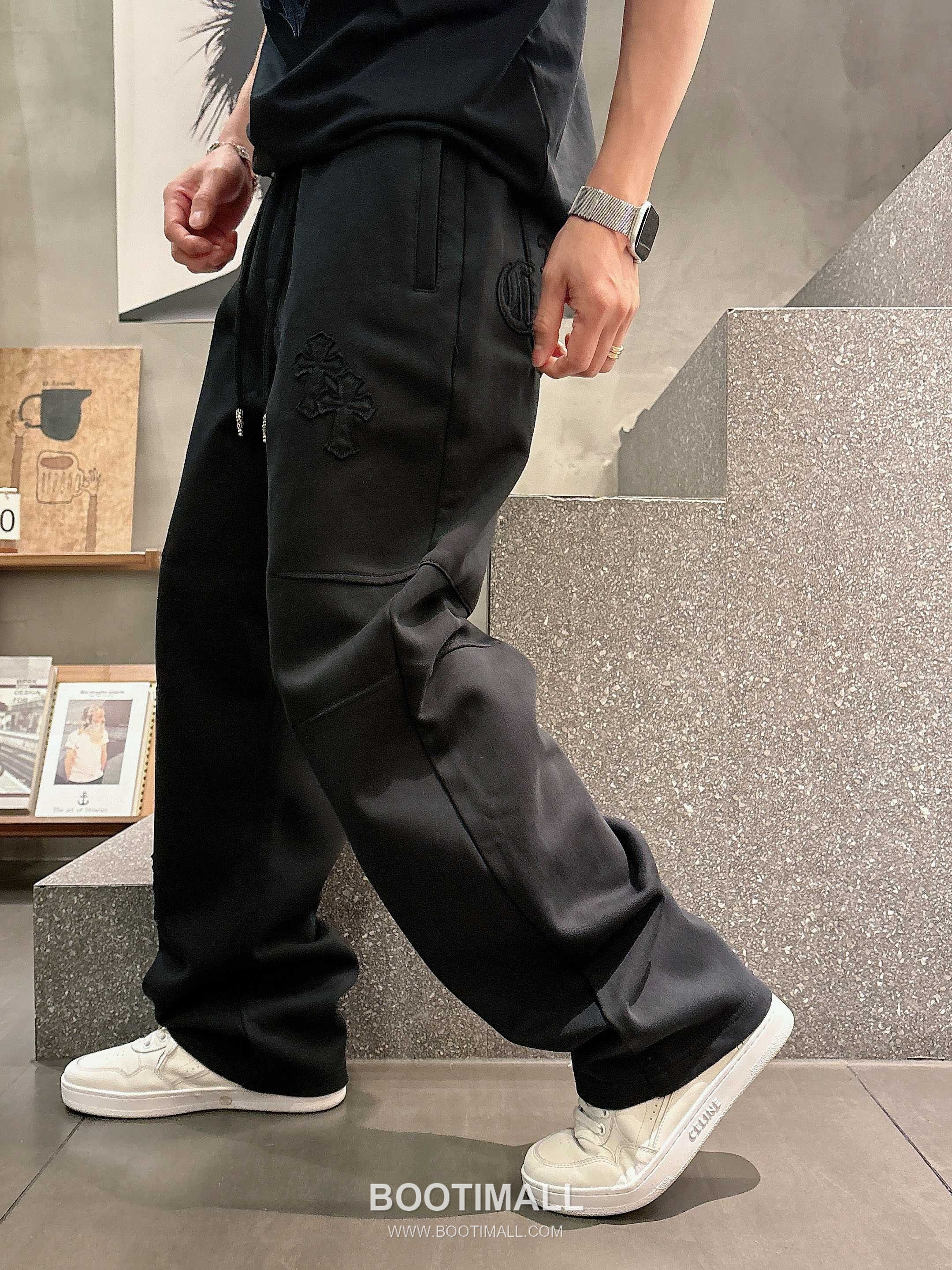 Chrome Hearts 2026 S/S Cotton Sweatpants with Logo Print 크롬하츠 2026SS 코튼 블랙 팬츠 로고 프린트 8