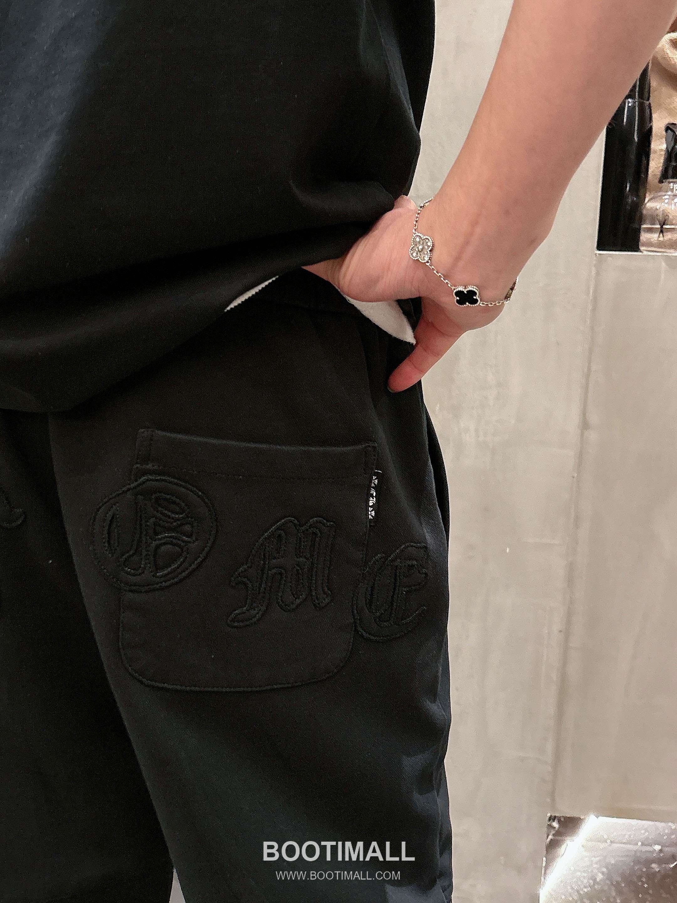 Chrome Hearts 2026 S/S Cotton Sweatpants with Logo Print 크롬하츠 2026SS 코튼 블랙 팬츠 로고 프린트 9