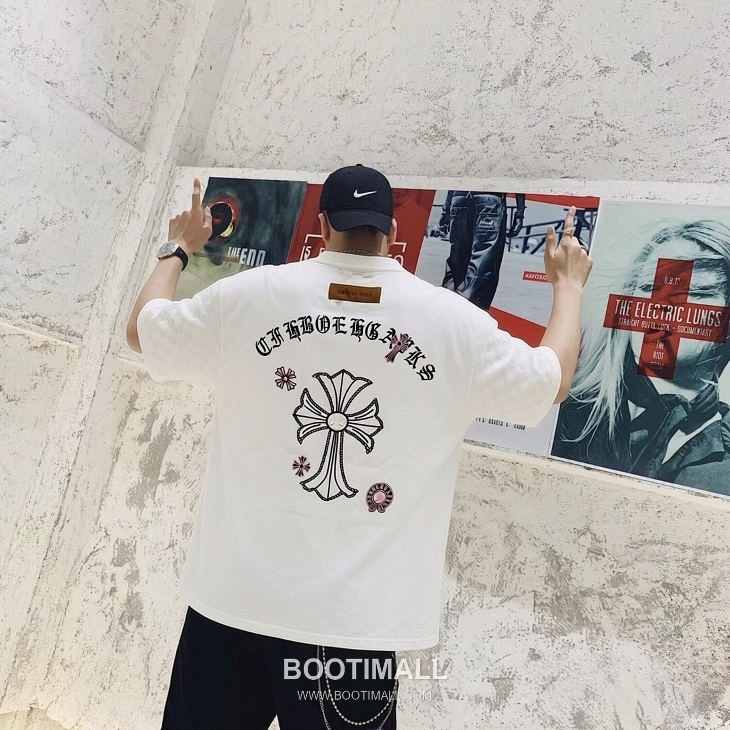 Chrome Hearts 2026 S/S Cotton Short Sleeve T-Shirt with Cross Embroidered Logo 크롬하츠 2026SS 코튼 블랙 티셔츠 크로스 자수 로고 5