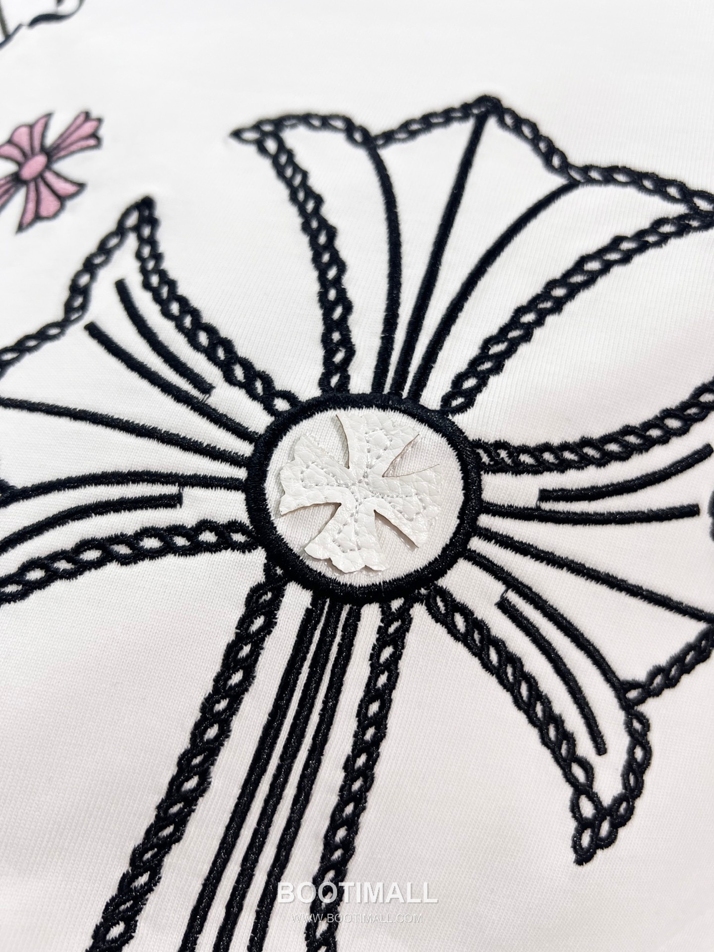 Chrome Hearts 2026 S/S Cotton Short Sleeve T-Shirt with Cross Embroidered Logo 크롬하츠 2026SS 코튼 블랙 티셔츠 크로스 자수 로고 13