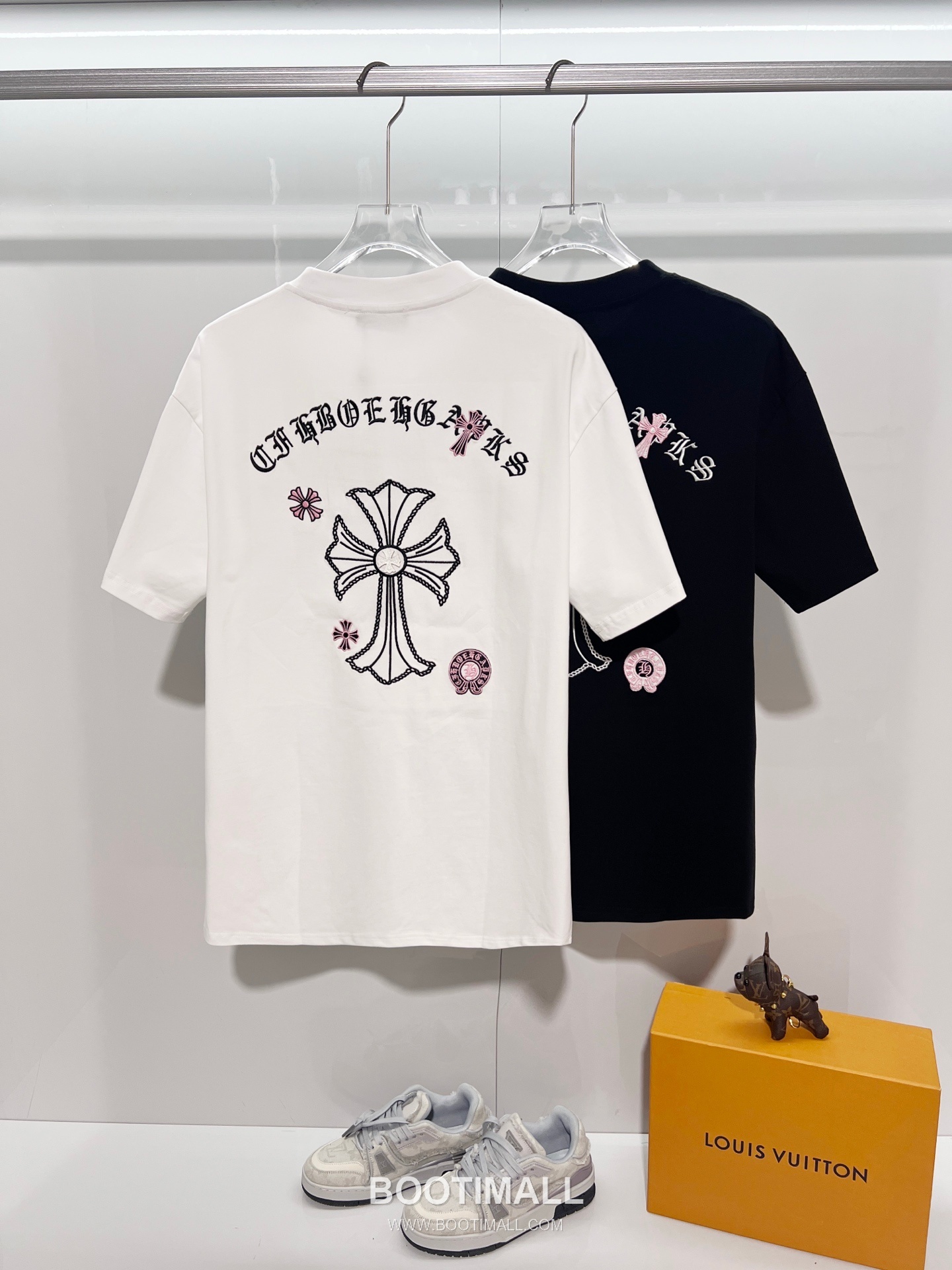 Chrome Hearts 2026 S/S Cotton Short Sleeve T-Shirt with Cross Embroidered Logo 크롬하츠 2026SS 코튼 블랙 티셔츠 크로스 자수 로고 17