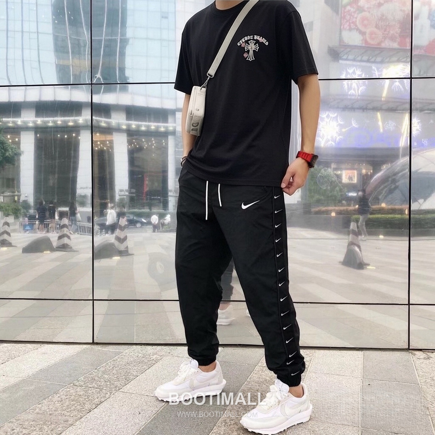 Chrome Hearts 2026 S/S Cotton Short Sleeve T-Shirt with Cross Embroidered Logo 크롬하츠 2026SS 코튼 블랙 티셔츠 크로스 자수 로고 3