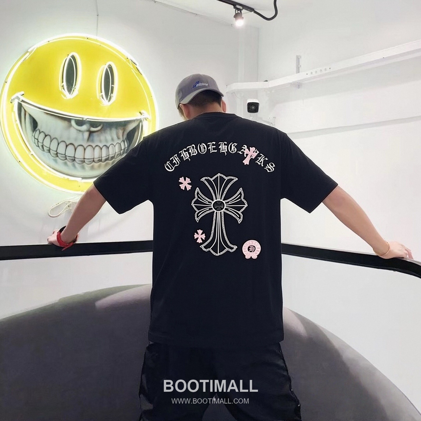 Chrome Hearts 2026 S/S Cotton Short Sleeve T-Shirt with Cross Embroidered Logo 크롬하츠 2026SS 코튼 블랙 티셔츠 크로스 자수 로고 4