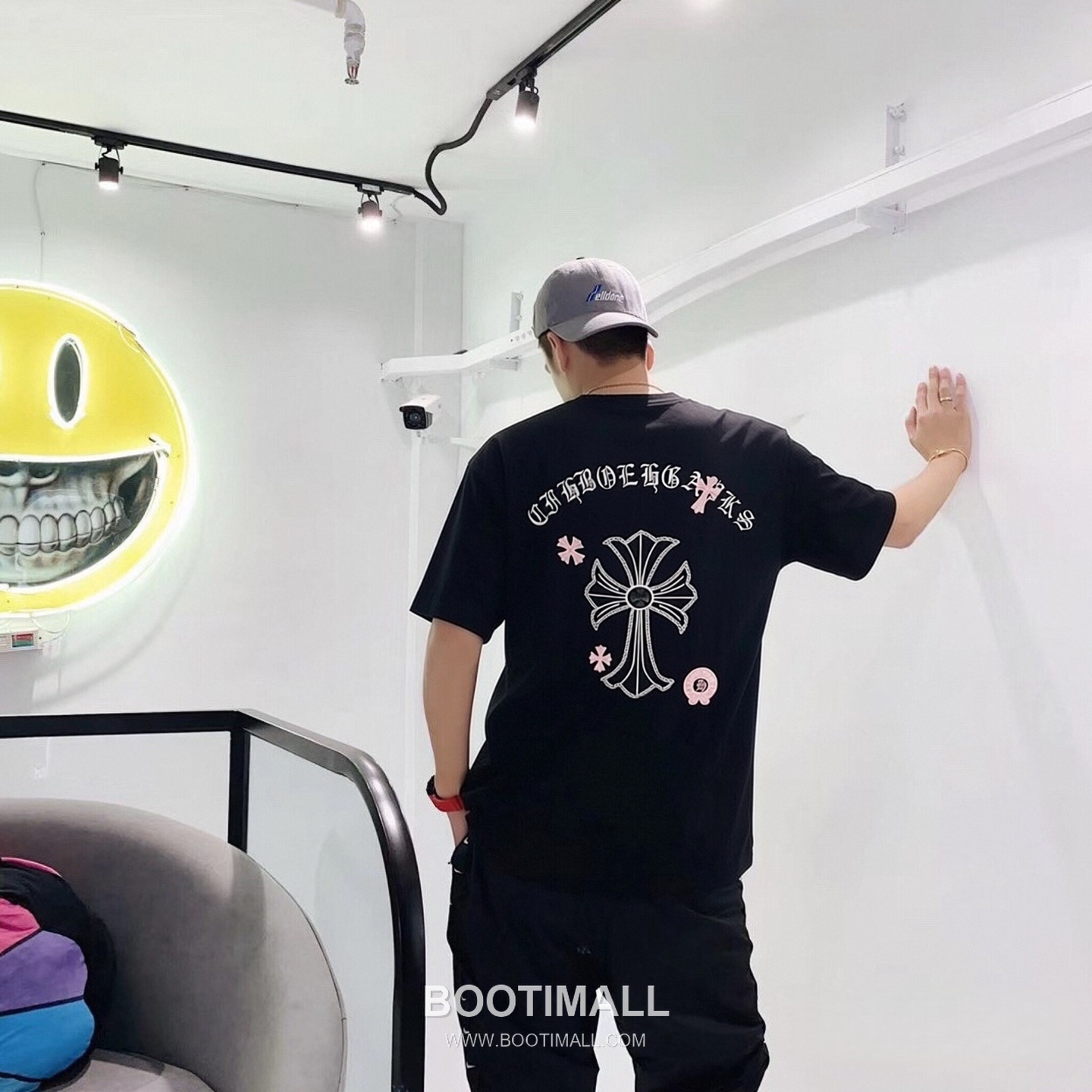 Chrome Hearts 2026 S/S Cotton Short Sleeve T-Shirt with Cross Embroidered Logo 크롬하츠 2026SS 코튼 블랙 티셔츠 크로스 자수 로고 5