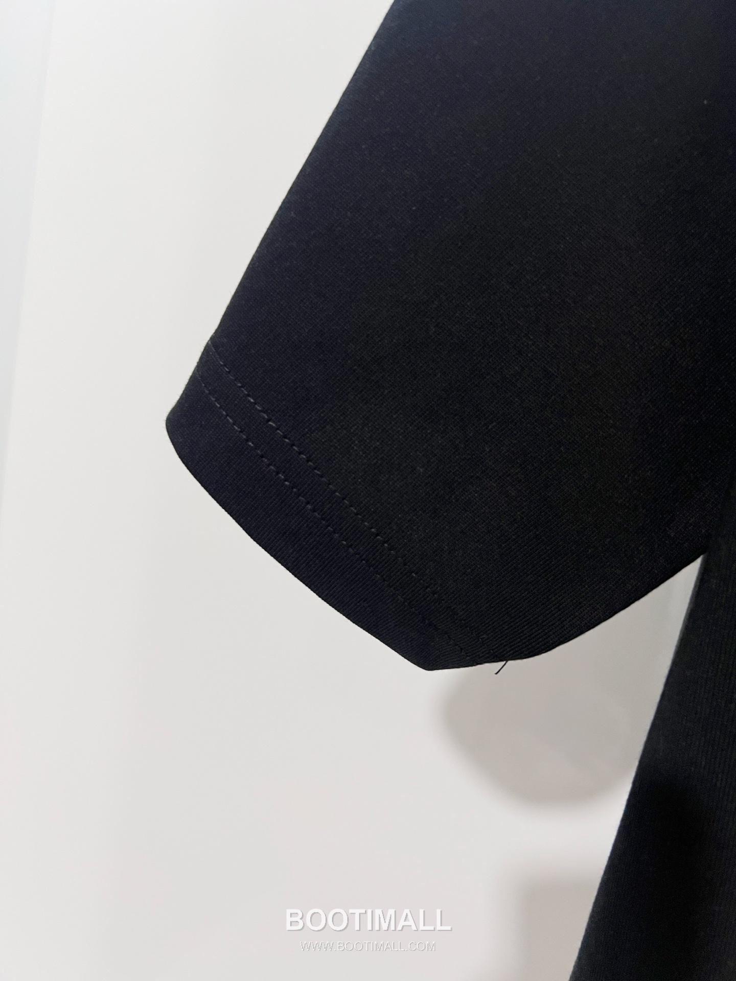 Chrome Hearts 2026 S/S Cotton Short Sleeve T-Shirt with Cross Embroidered Logo 크롬하츠 2026SS 코튼 블랙 티셔츠 크로스 자수 로고 12