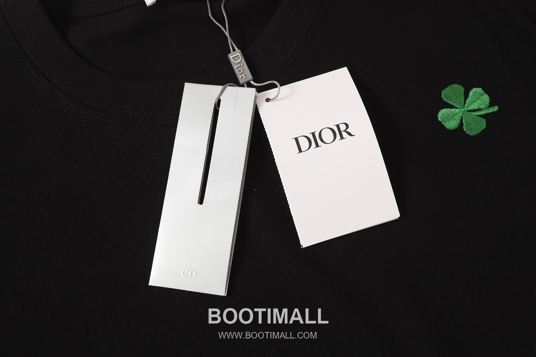 Dior 2026 S/S Cotton Short Sleeve T-Shirt with Clover Embroidered Logo 디올 2026SS 코튼 블랙 티셔츠 클로버 자수 로고 5