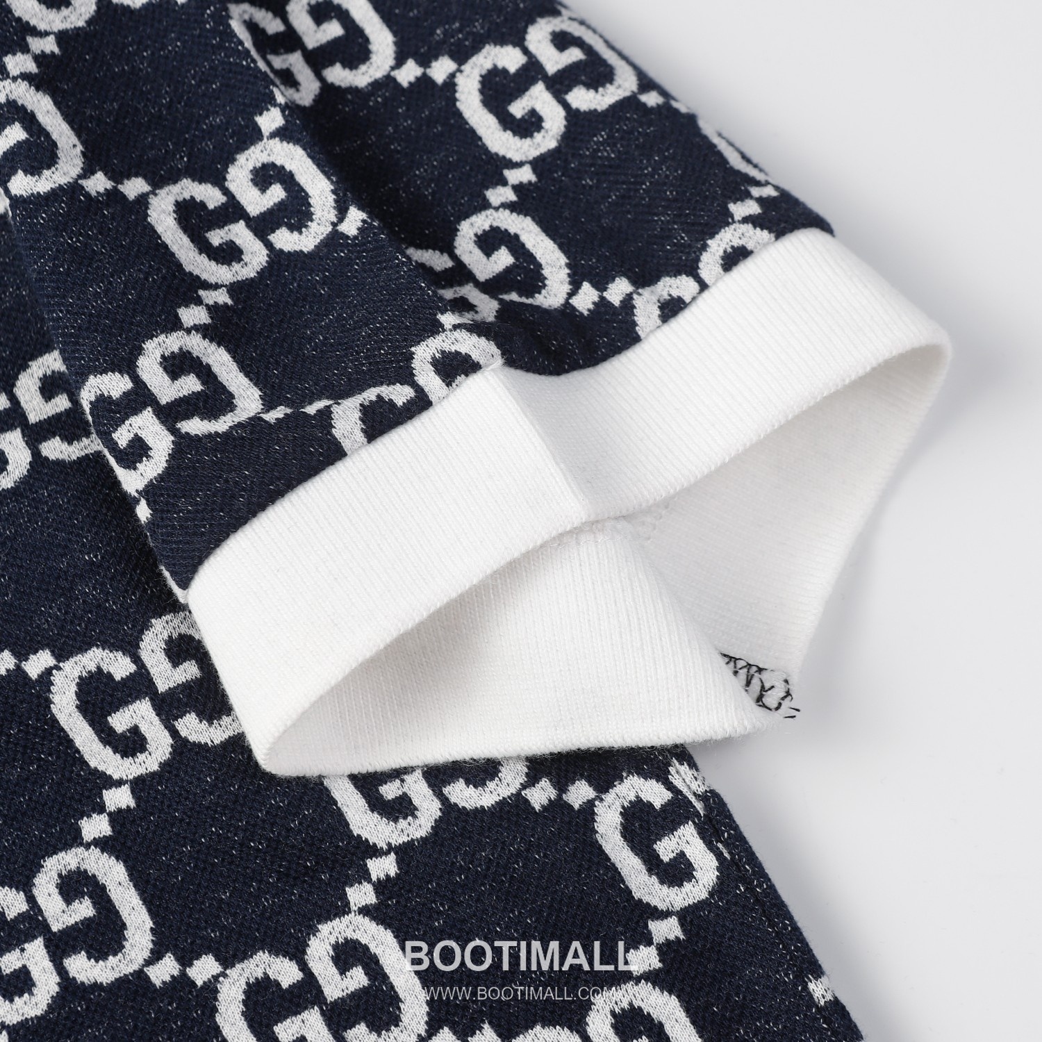 Gucci 2025 S/S Cotton Knit Polo Shirt with Jacquard Logo 구찌 2025SS 코튼 니트 화이트 폴로셔츠 자카드 로고 4