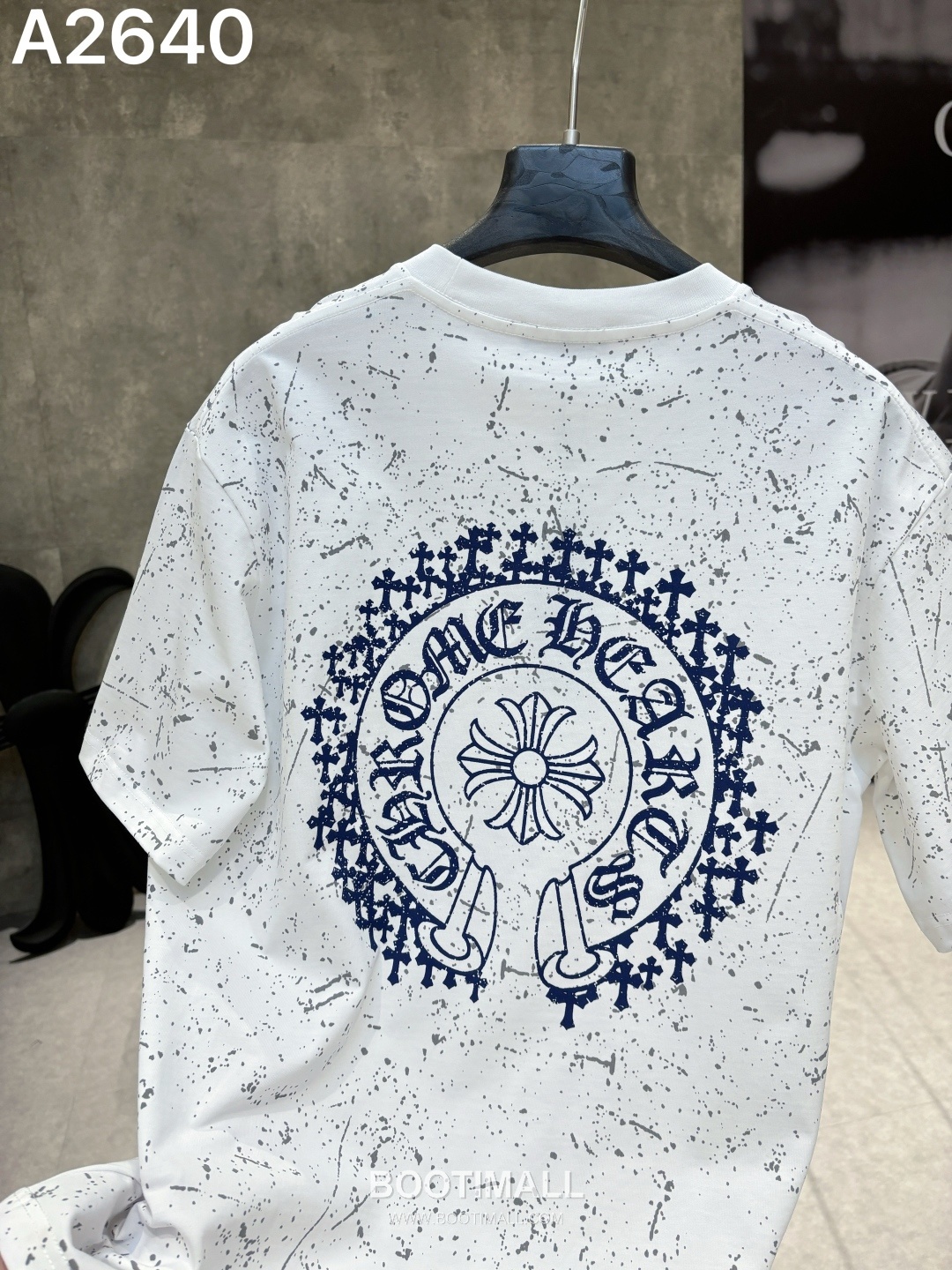 Chrome Hearts 2026 S/S Cotton Short Sleeve T-Shirt with Embroidered Logo 크롬하츠 2026SS 코튼 블랙 티셔츠 자수 로고 1