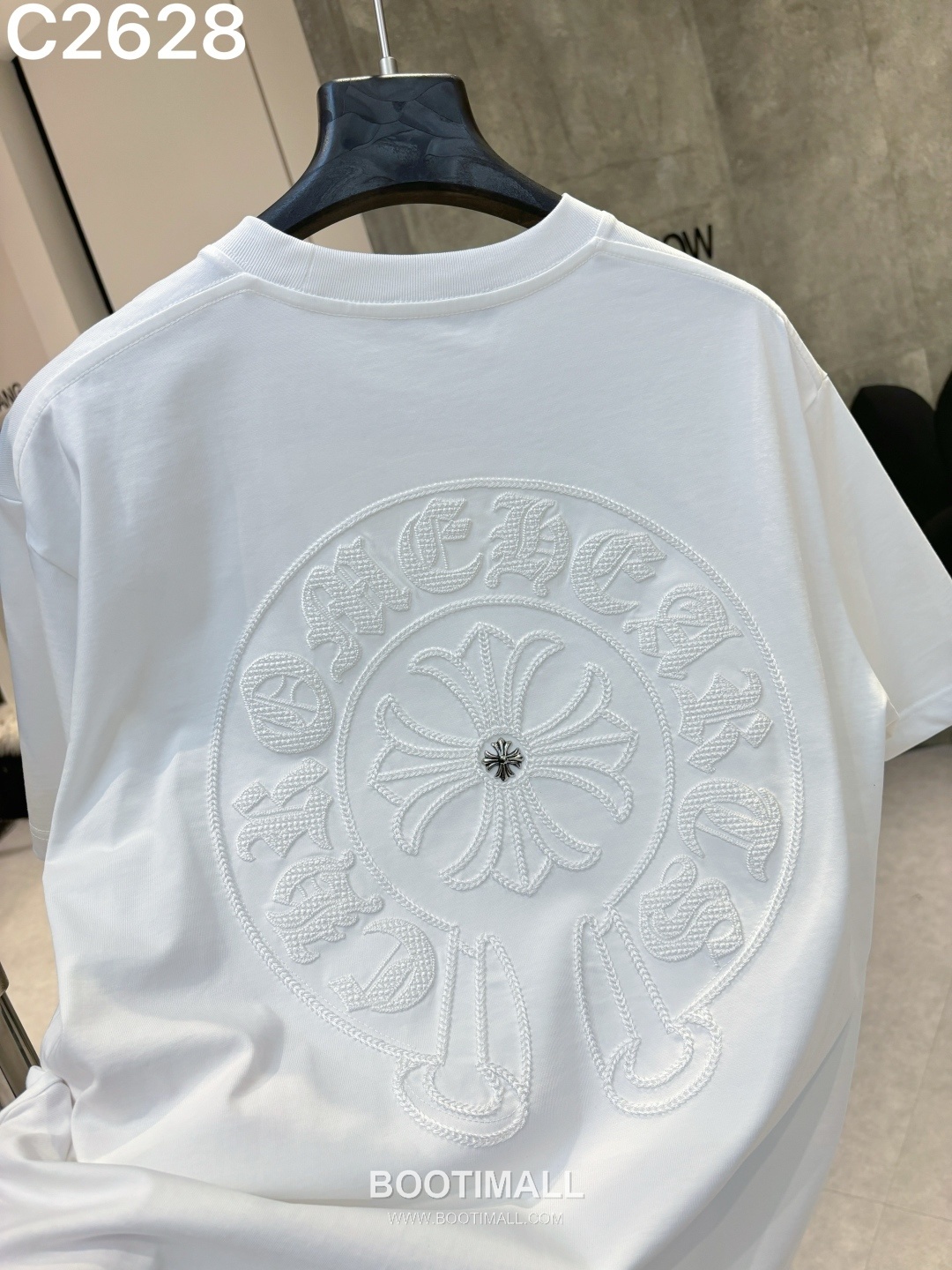 Chrome Hearts 2026 S/S Cotton Short Sleeve T-Shirt with Embroidered Logo 크롬하츠 2026SS 코튼 블랙 티셔츠 자수 로고 1