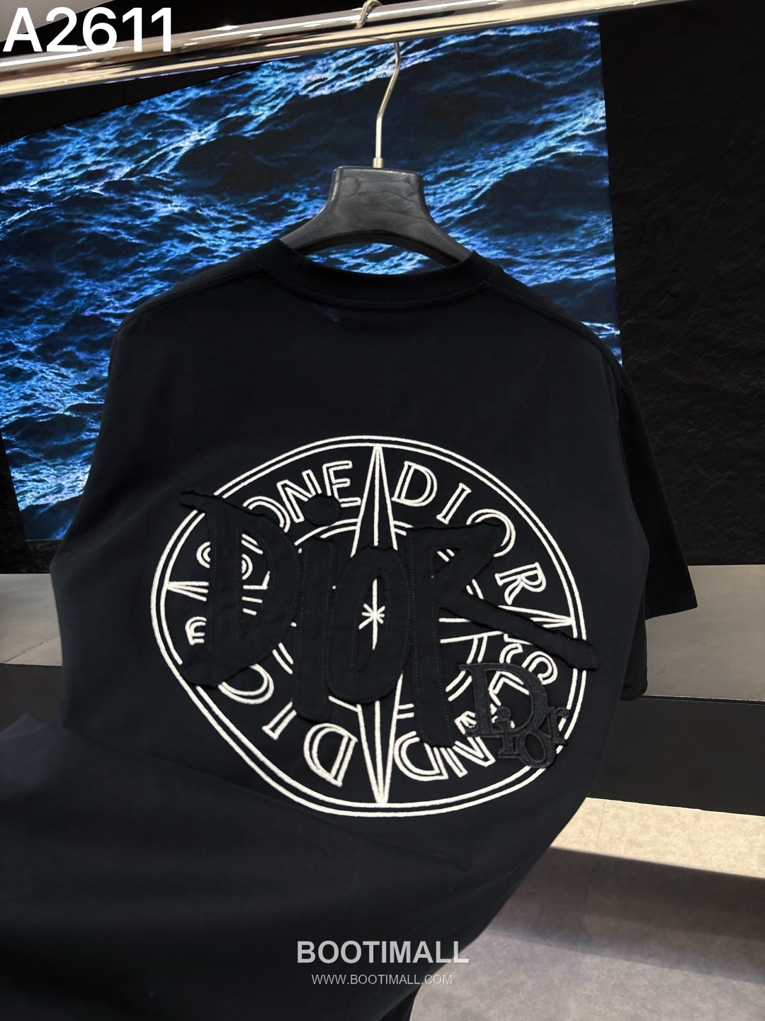 Dior 2026 S/S Cotton Short Sleeve T-Shirt with Embroidered Logo 디올 2026SS 코튼 블랙 티셔츠 자수 로고 2