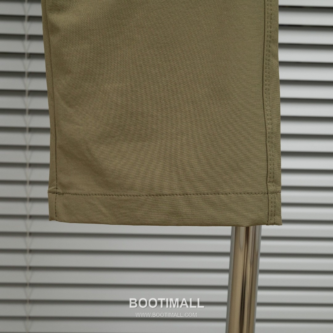 KAILAS 2025 S/S Woven Outdoor Pants with Multi Pocket Utility Design 카일라스 2025SS 폴리에스터 그레이 팬츠 멀티 포켓 기능성 10