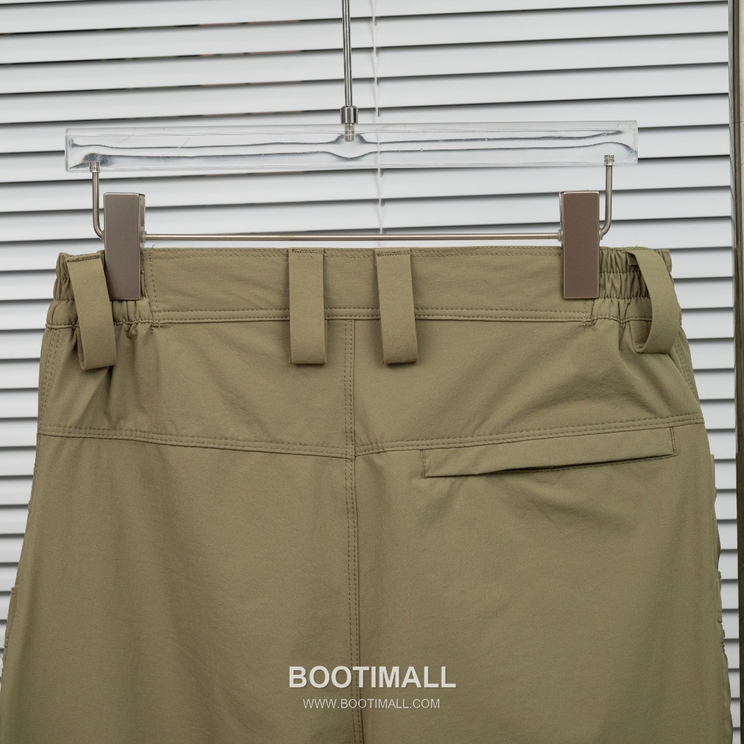 KAILAS 2025 S/S Woven Outdoor Pants with Multi Pocket Utility Design 카일라스 2025SS 폴리에스터 그레이 팬츠 멀티 포켓 기능성 12