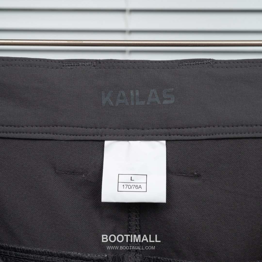 KAILAS 2025 S/S Woven Outdoor Pants with Multi Pocket Utility Design 카일라스 2025SS 폴리에스터 그레이 팬츠 멀티 포켓 기능성 14