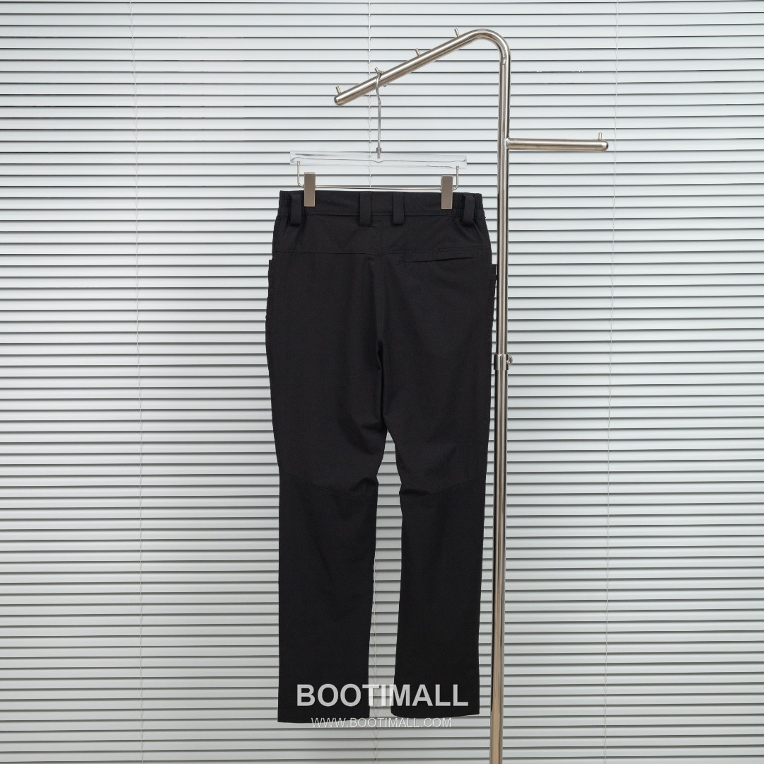 KAILAS 2025 S/S Polyester Outdoor Pants with Multi Pocket Utility Design 카일라스 2025SS 폴리에스터 그레이 팬츠 멀티 포켓 기능성 2