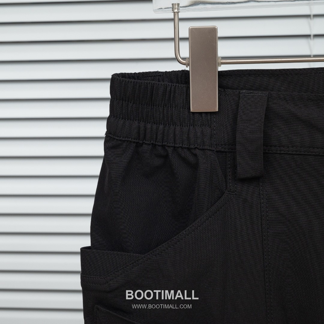 KAILAS 2025 S/S Polyester Outdoor Pants with Multi Pocket Utility Design 카일라스 2025SS 폴리에스터 그레이 팬츠 멀티 포켓 기능성 5