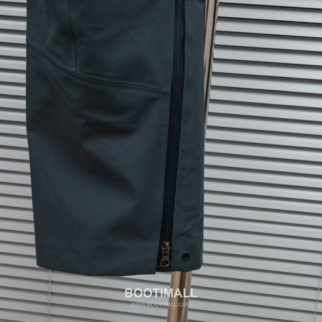 KAILAS 2025 S/S Polyester Outdoor Pants with Multi Pocket Utility Design 카일라스 2025SS 폴리에스터 그레이 팬츠 멀티 포켓 기능성 7