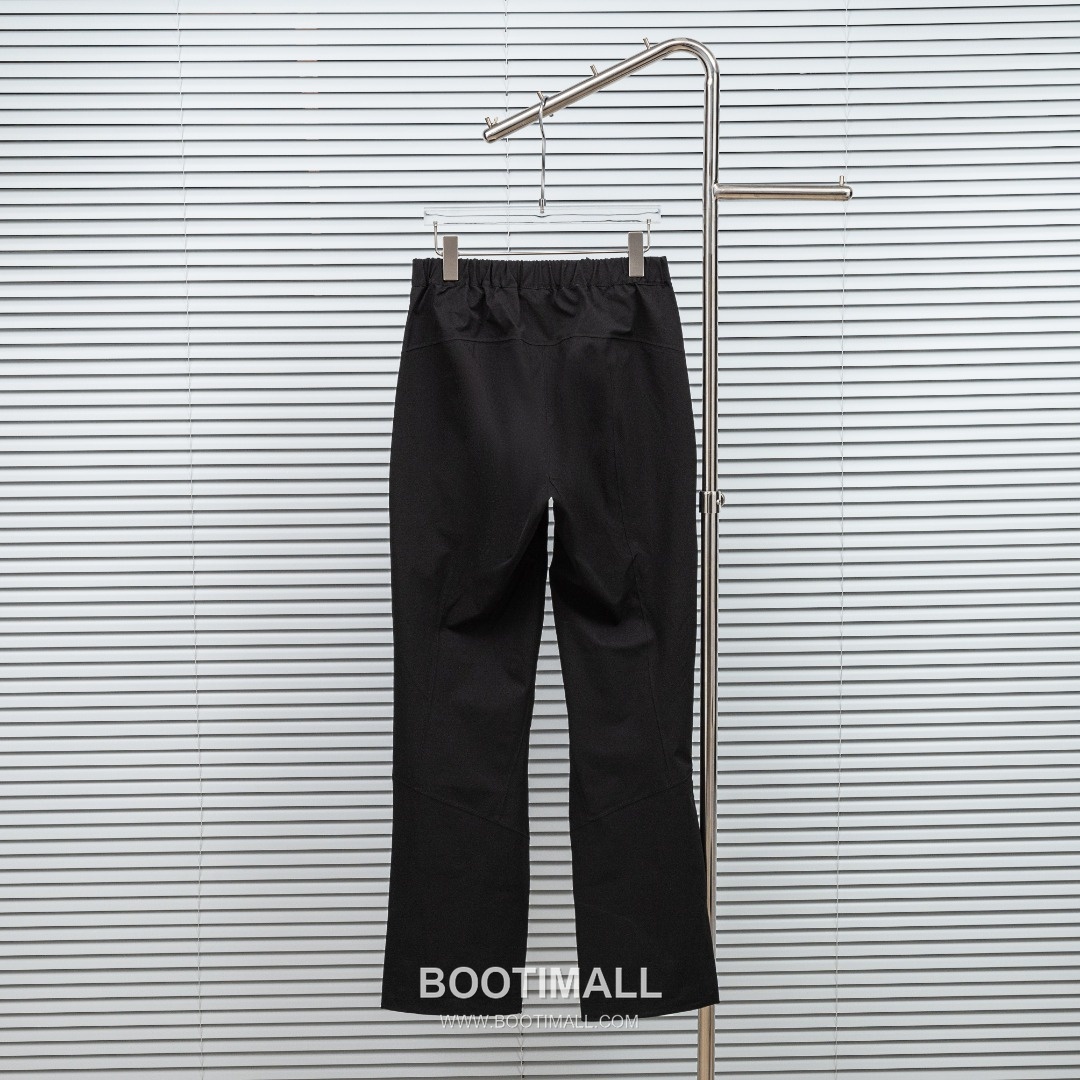KAILAS 2025 S/S Polyester Outdoor Pants with Multi Pocket Utility Design 카일라스 2025SS 폴리에스터 그레이 팬츠 멀티 포켓 기능성 2