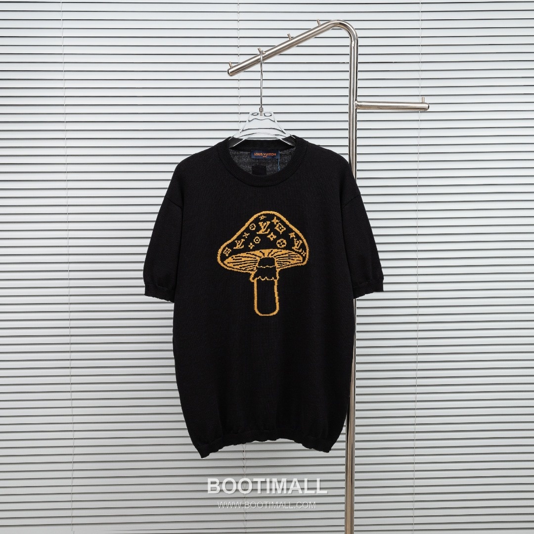 Louis Vuitton 2025 S/S Wool Blend Knit Short Sleeve T-Shirt with Mushroom Motif 루이비통 2025SS 울 니트 아이보리 티셔츠 머쉬룸 자카드 1