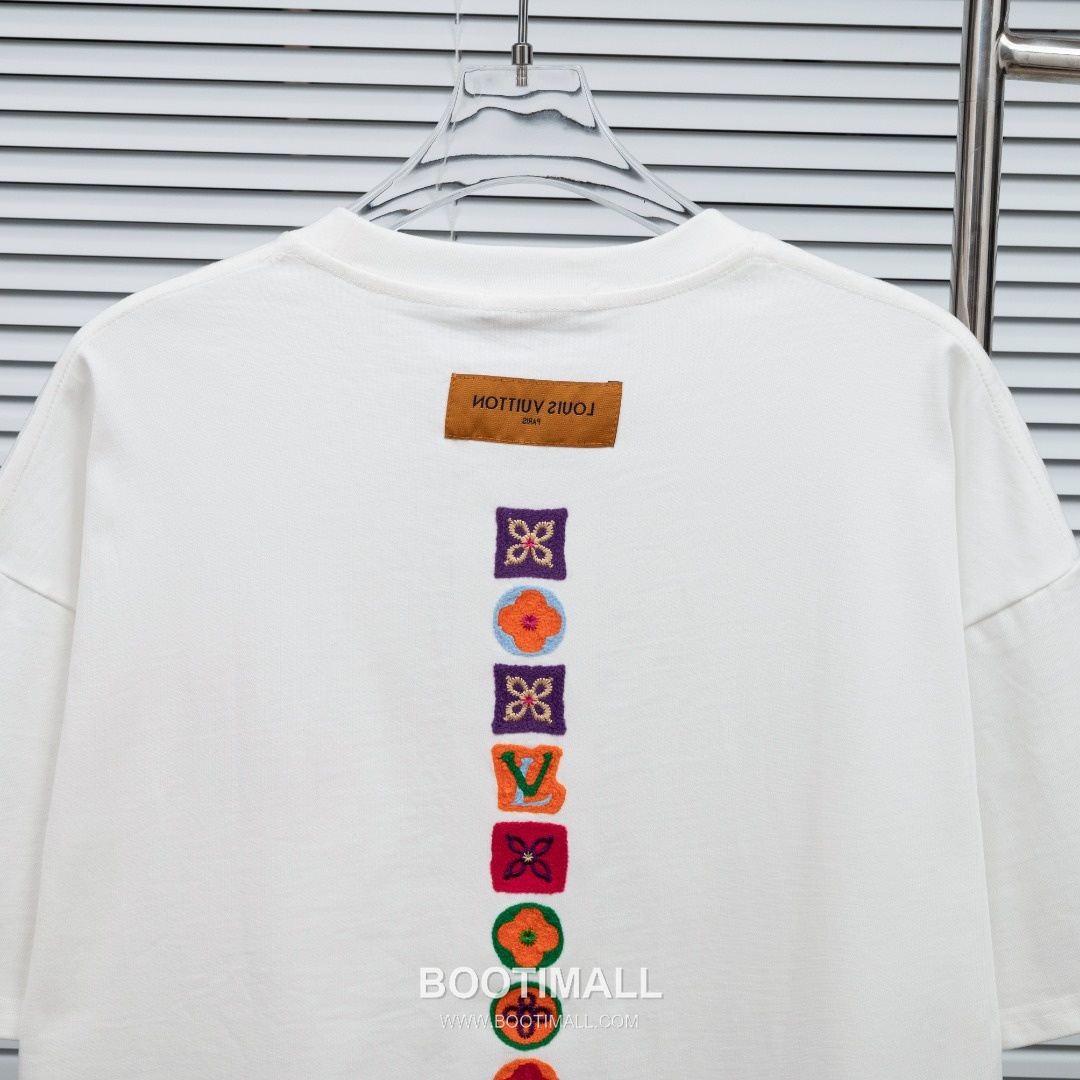 Louis Vuitton 2025 S/S Cotton Short Sleeve T-Shirt with Monogram Embroidered Color Block 루이비통 2025SS 코튼 블랙 티셔츠 모노그램 자수 컬러블록 12