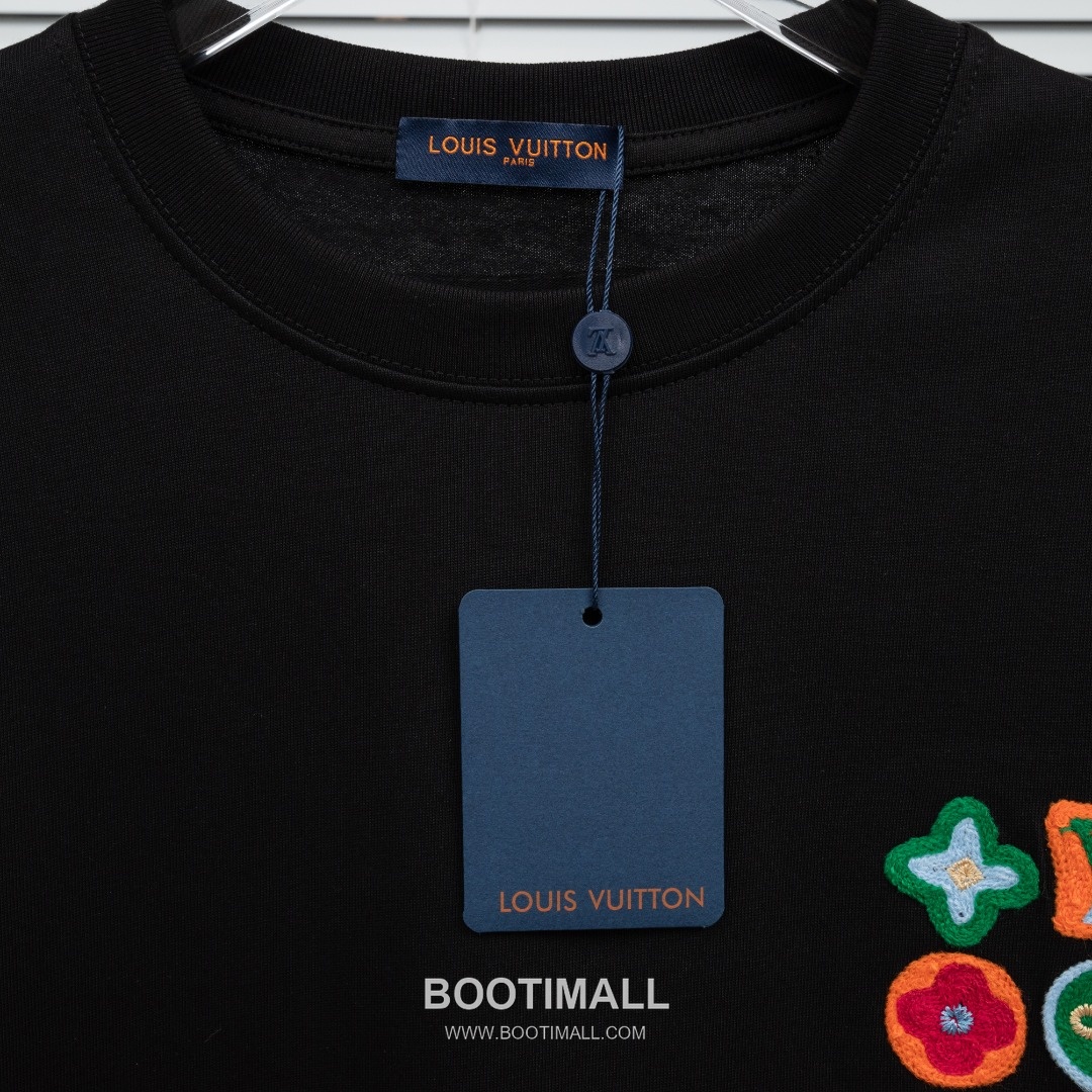 Louis Vuitton 2025 S/S Cotton Short Sleeve T-Shirt with Monogram Embroidered Color Block 루이비통 2025SS 코튼 블랙 티셔츠 모노그램 자수 컬러블록 10