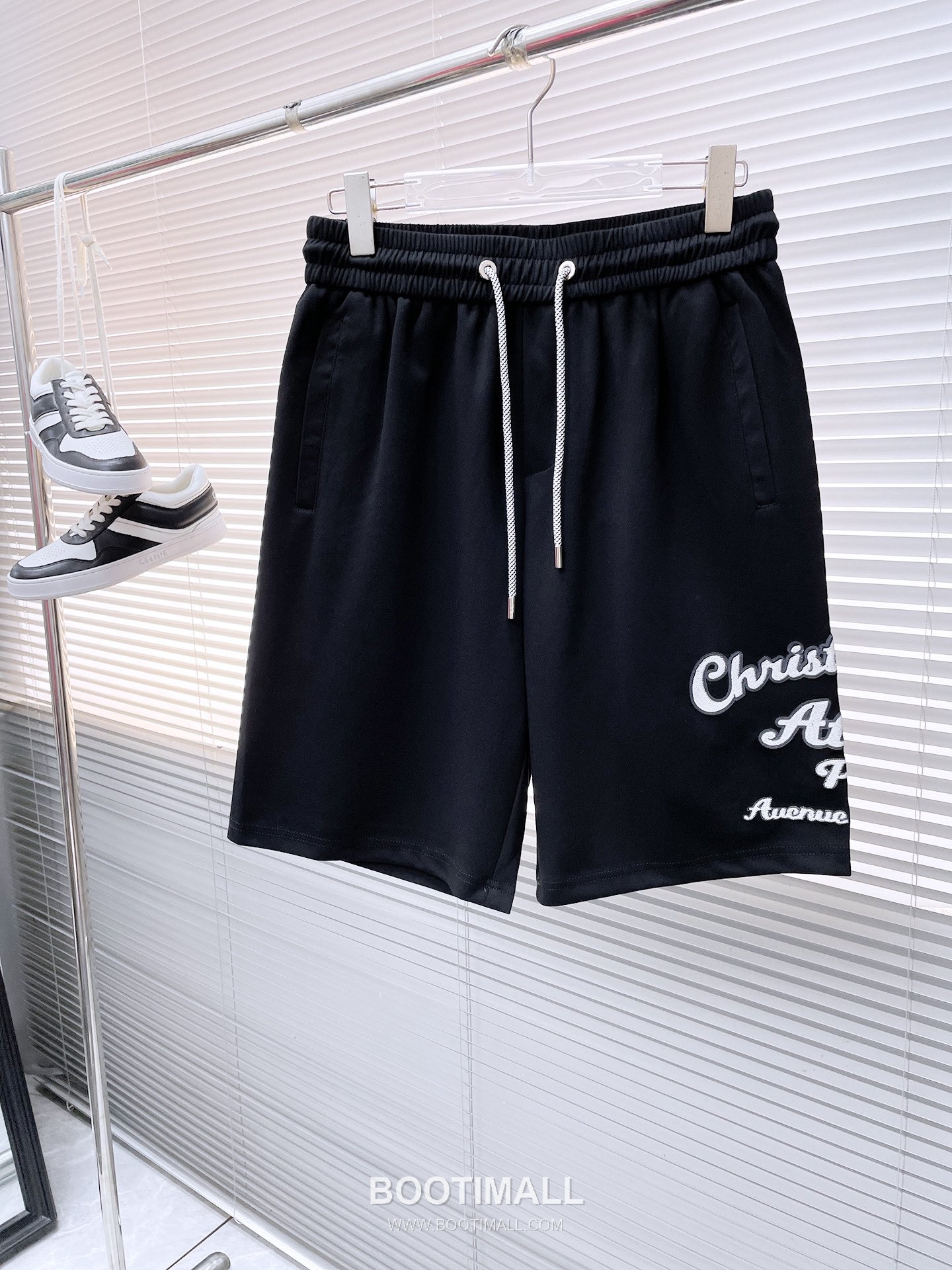 Dior 2026 S/S Polyester Blend Shorts with Logo Detail 디올 2026SS 폴리에스터 블랙 쇼츠 로고 디테일 1