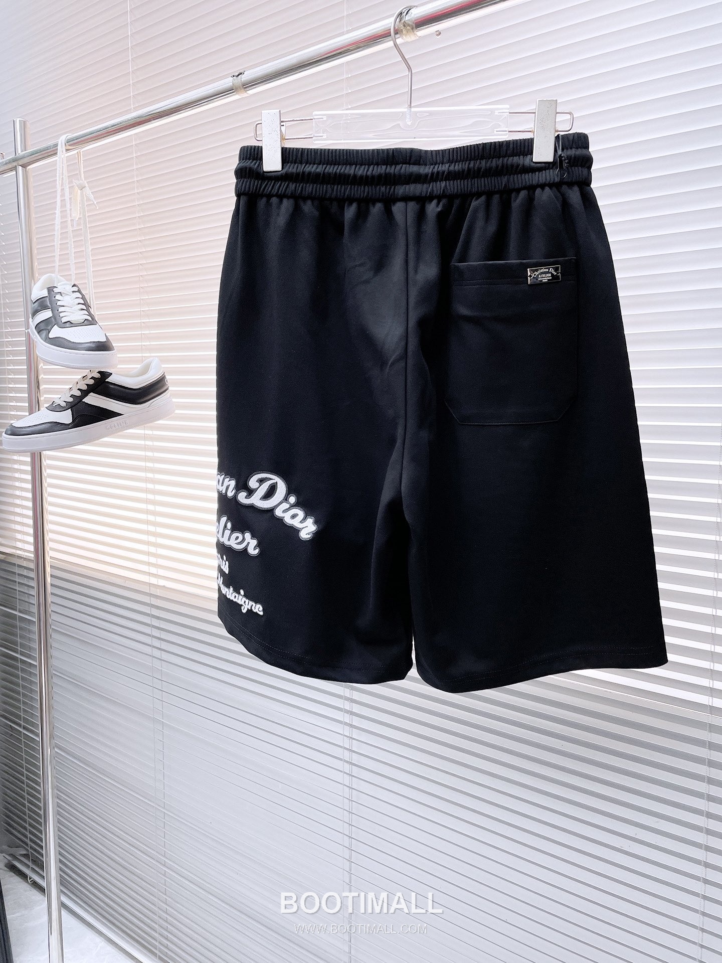 Dior 2026 S/S Polyester Blend Shorts with Logo Detail 디올 2026SS 폴리에스터 블랙 쇼츠 로고 디테일 2