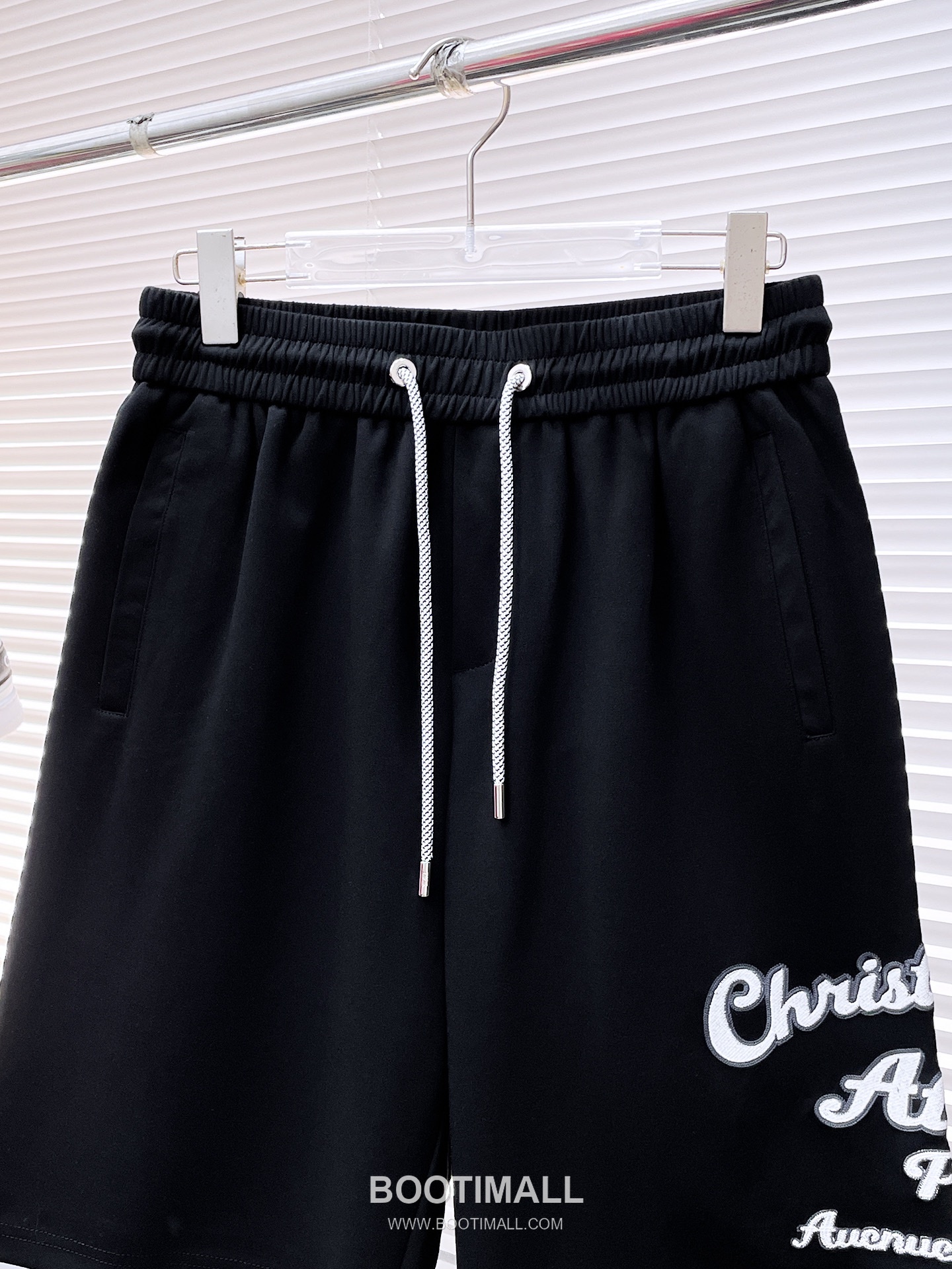 Dior 2026 S/S Polyester Blend Shorts with Logo Detail 디올 2026SS 폴리에스터 블랙 쇼츠 로고 디테일 4