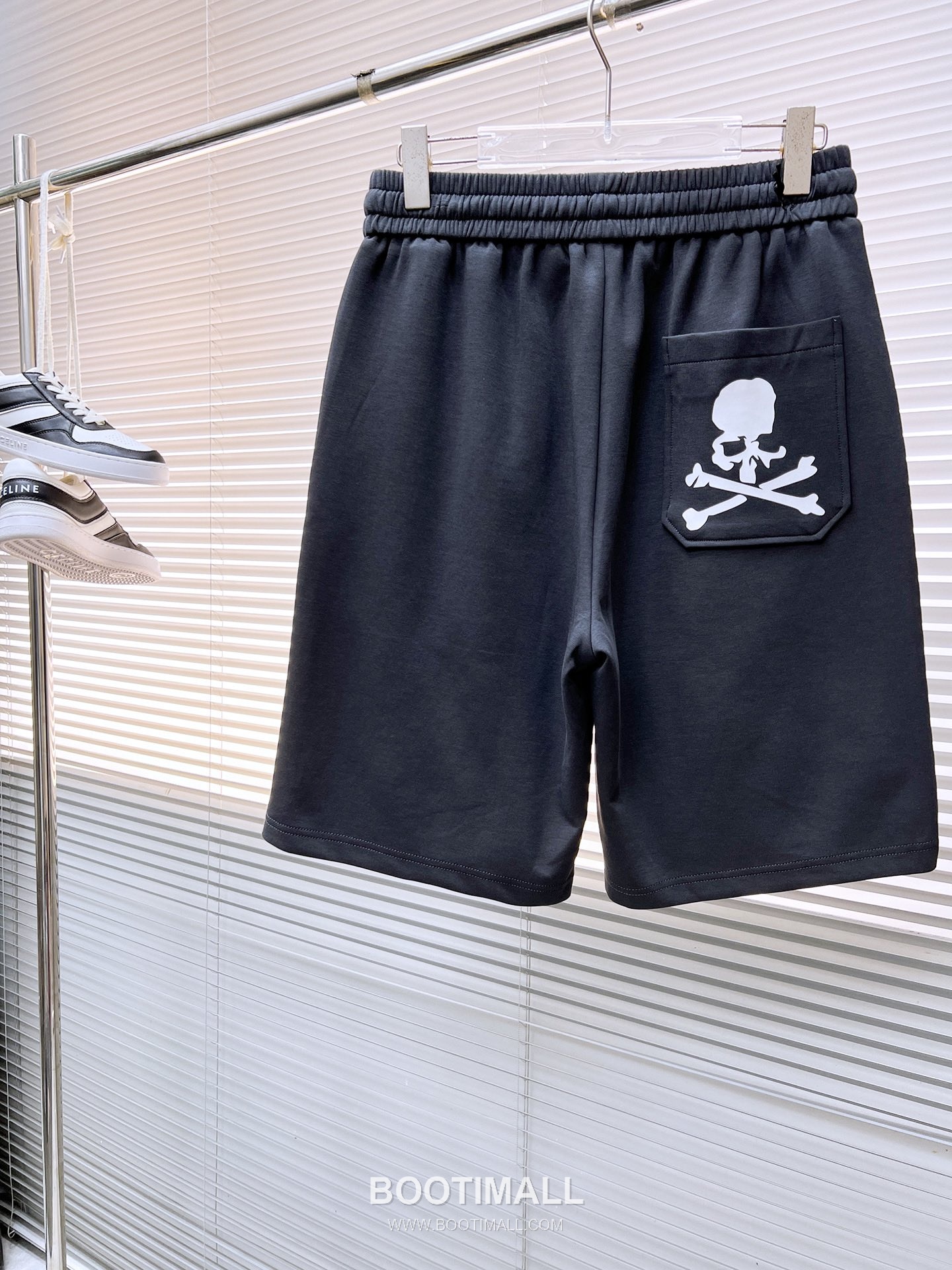 Mastermind Japan 2026 S/S Polyester Blend Shorts with Skull Logo Detail 마스터마인드재팬 2026SS 폴리에스터 블랙 쇼츠 스컬 로고 2