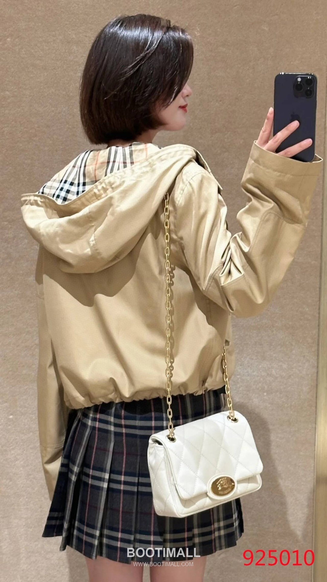 Burberry 2025 F/W Cotton Gabardine Hoodie Jacket with Check Lining 버버리 2025FW 코튼 가바딘 베이지 후드 재킷 체크 라이닝 5