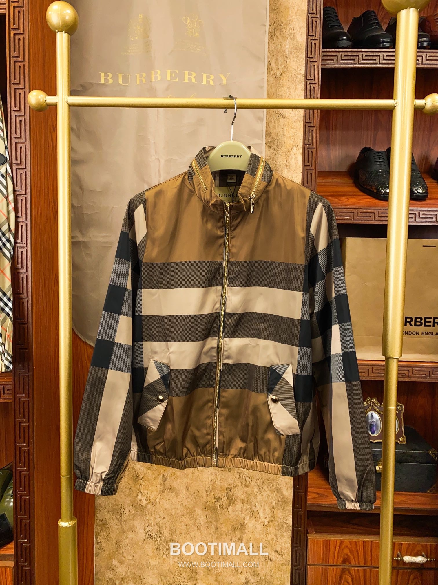 Burberry 2026 S/S Recycled Polyester Hooded Jacket with Check Print 버버리 2026SS 폴리에스터 베이지 재킷 체크 프린트 후드 10