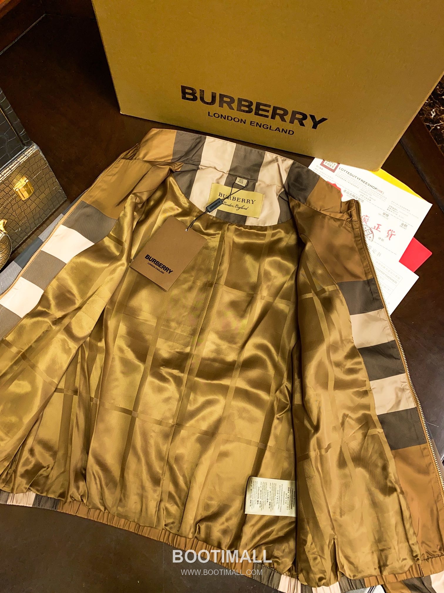 Burberry 2026 S/S Recycled Polyester Hooded Jacket with Check Print 버버리 2026SS 폴리에스터 베이지 재킷 체크 프린트 후드 16