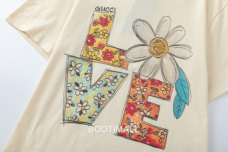 Gucci 2025 S/S Cotton Knit Short Sleeve T-Shirt with Logo Detail 구찌 2025SS 코튼 블랙 티셔츠 로고 니트 3