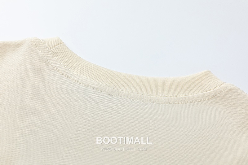 Gucci 2025 S/S Cotton Knit Short Sleeve T-Shirt with Logo Detail 구찌 2025SS 코튼 블랙 티셔츠 로고 니트 7