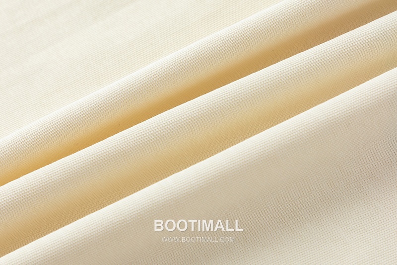 Gucci 2025 S/S Cotton Knit Short Sleeve T-Shirt with Logo Detail 구찌 2025SS 코튼 블랙 티셔츠 로고 니트 8