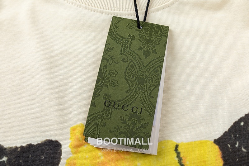 Gucci 2025 S/S Cotton Knit Short Sleeve T-Shirt with Logo Detail 구찌 2025SS 코튼 블랙 티셔츠 로고 니트 5