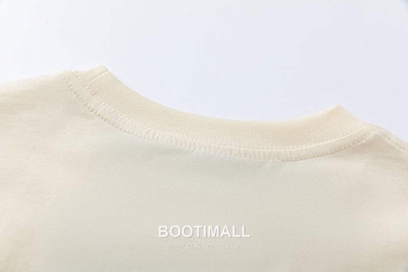 Gucci 2025 S/S Cotton Knit Short Sleeve T-Shirt with Logo Detail 구찌 2025SS 코튼 블랙 티셔츠 로고 니트 8