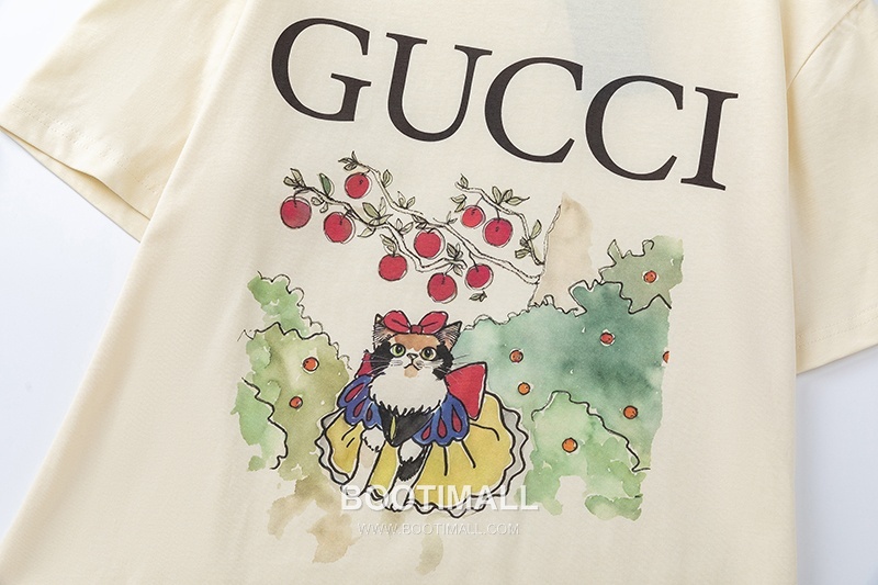 Gucci 2025 S/S Cotton Knit Short Sleeve T-Shirt with Logo Detail 구찌 2025SS 코튼 블랙 티셔츠 로고 니트 3