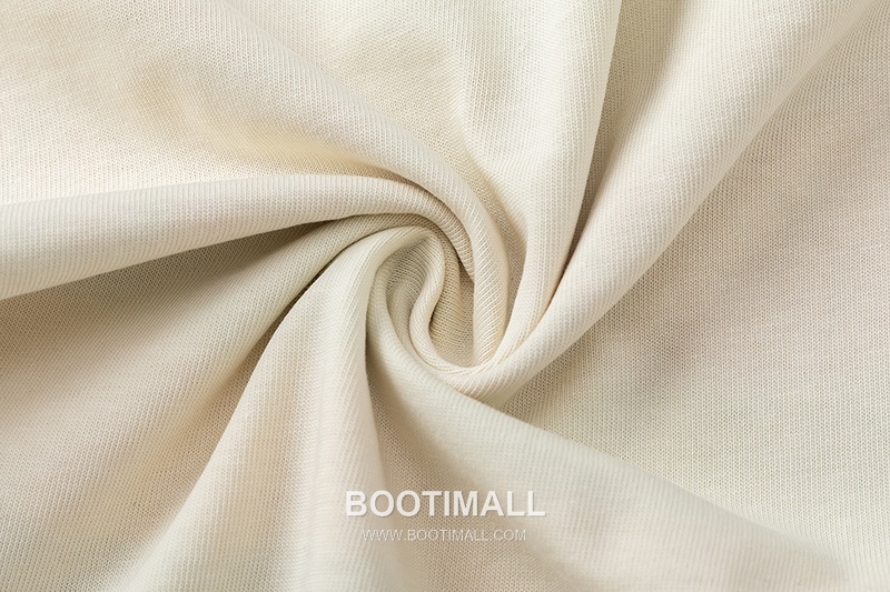 Gucci 2025 S/S Cotton Knit Short Sleeve T-Shirt with Logo Detail 구찌 2025SS 코튼 블랙 티셔츠 로고 니트 5