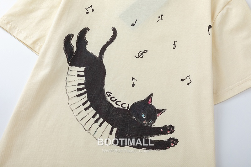 Gucci 2025 S/S Cotton Knit Short Sleeve T-Shirt with Logo Detail 구찌 2025SS 코튼 블랙 티셔츠 로고 니트 3