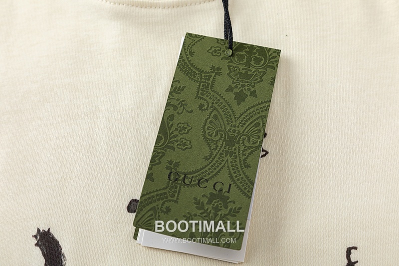 Gucci 2025 S/S Cotton Knit Short Sleeve T-Shirt with Logo Detail 구찌 2025SS 코튼 블랙 티셔츠 로고 니트 5