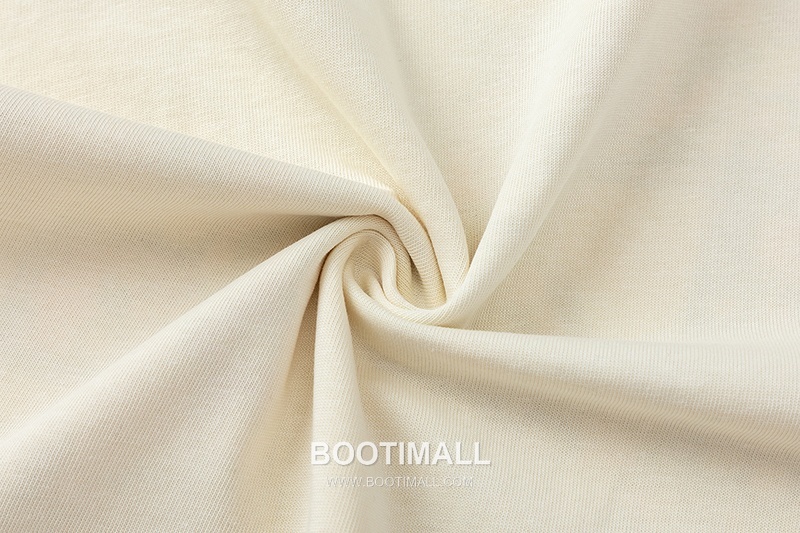 Gucci 2025 S/S Cotton Knit Short Sleeve T-Shirt with Logo Detail 구찌 2025SS 코튼 블랙 티셔츠 로고 니트 6