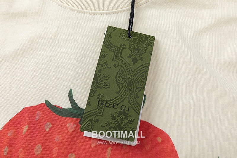 Gucci 2025 S/S Cotton Knit Short Sleeve T-Shirt with Logo Detail 구찌 2025SS 코튼 블랙 티셔츠 로고 니트 4