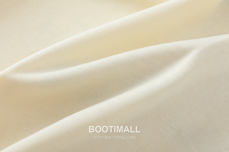 Gucci 2025 S/S Cotton Knit Short Sleeve T-Shirt with Logo Detail 구찌 2025SS 코튼 블랙 티셔츠 로고 니트 6